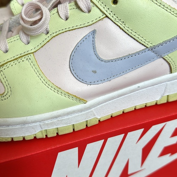 Nike Dunks In Pastel - Picture 6 of 7